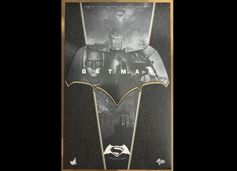 Hot Toys MMS342 BATMAN V SUPERMAN 1/6 BATMAN