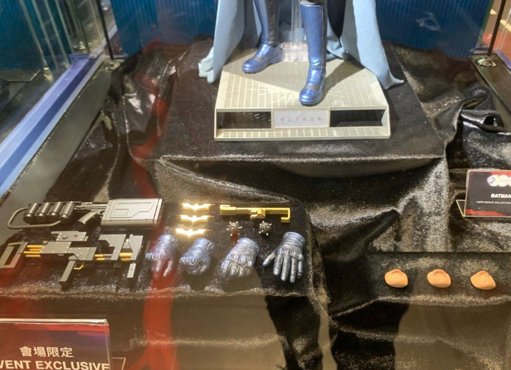 Ready! Hot Toys MMS697 WB 100 Exclusive 1/6 BATMAN