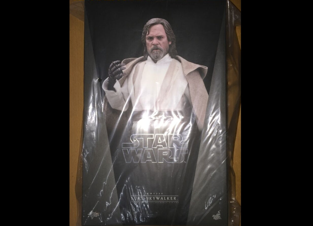 Hot Toys MMS390 STAR WARS: THE FORCE AWAKENS 1/6 LUKE SKYWALKER