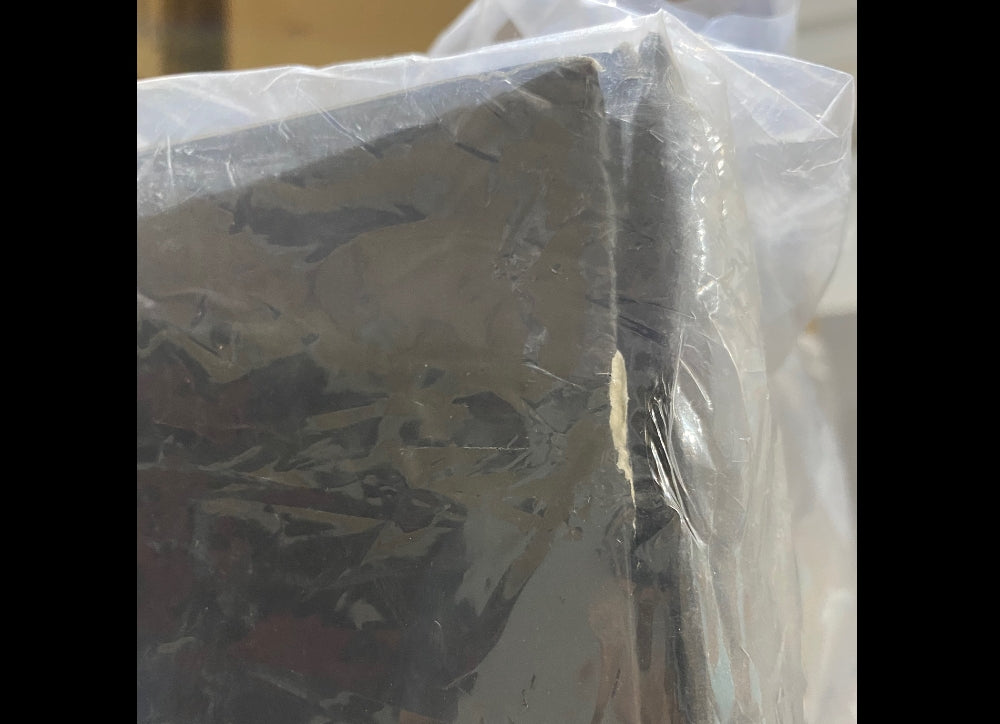 Hot Toys TMS046 Star Wars: The Mandalorian 1/6 Mandalorian & Grogu Imperfect Box