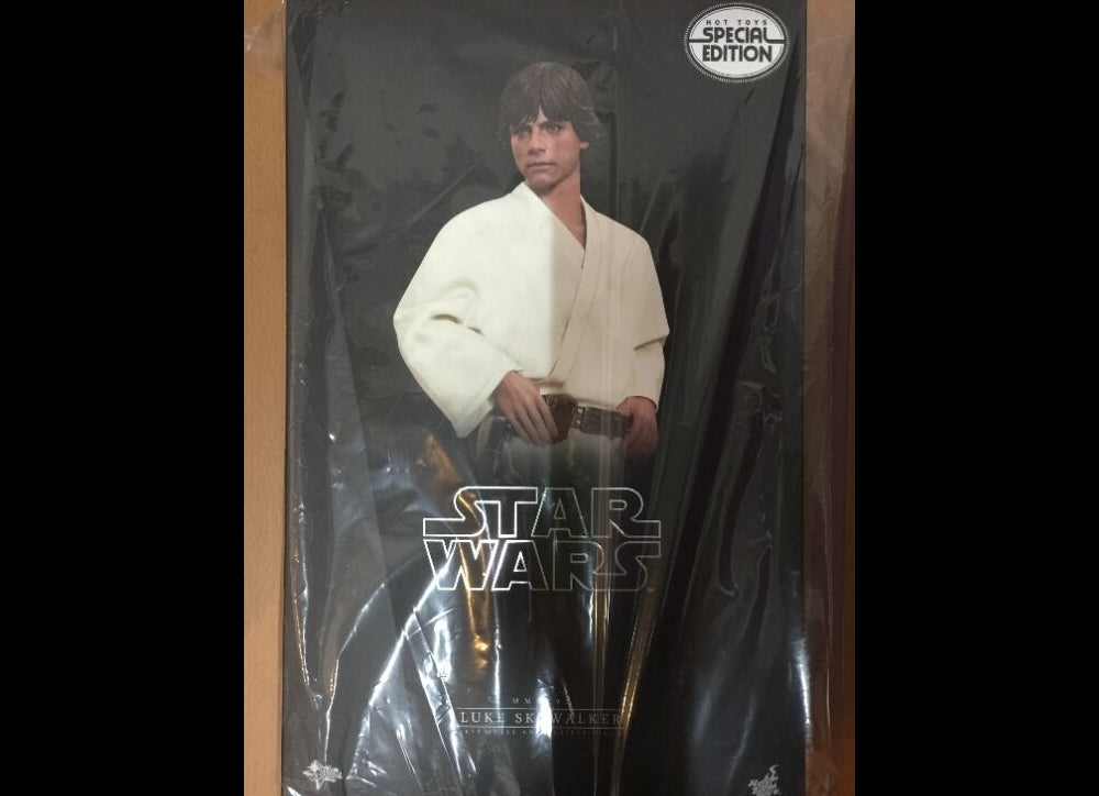 Hot Toys MMS297 星球大战IV：新希望 1/6 卢克·天行者 特别版