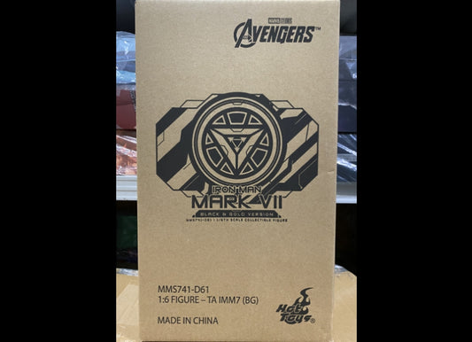 Ready! Hot Toys MMS741D61 IRON MAN MARK VII (BLACK & GOLD VERSION)