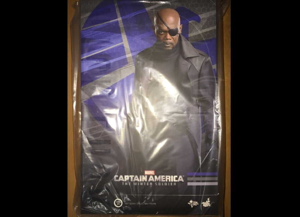 Hot Toys MMS315 CAPTAIN AMERICA: THE WINTER SOLDIER 1/6 NICK FURY Non-refundable