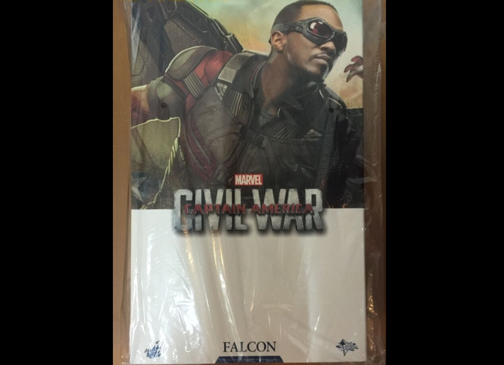 Hot Toys MMS361 美国队长：内战 1/6 猎鹰