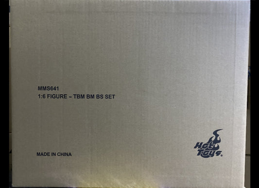 Ready! Hot Toys MMS641 THE BATMAN 1/6 BATMAN AND BAT-SIGNAL SET