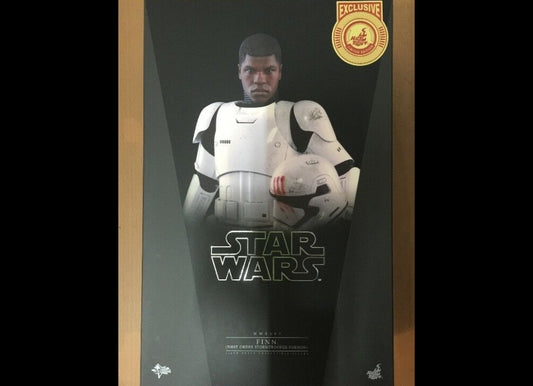 Hot Toys MMS367 STAR WARS 1/6 FINN FIRST ORDER STORMTROOPER VER