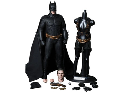 Hot Toys MMS155 蝙蝠侠：侠影之谜 1/6 蝙蝠侠/布鲁斯·韦恩