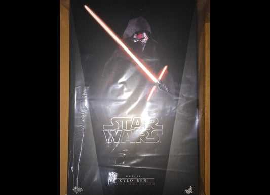 Hot Toys MMS320 STAR WARS: THE FORCE AWAKENS 1/6 KYLO REN New