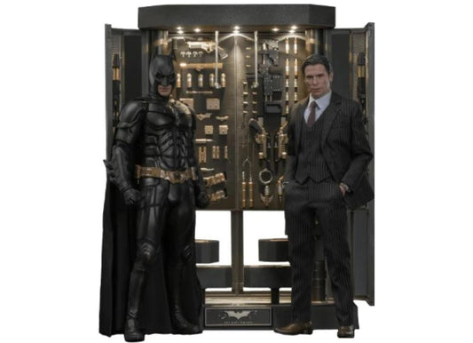 Ready Hot Toys MMS750 The Dark Knight 1/6 Batman Armory with Bruce Wayne (2.0)