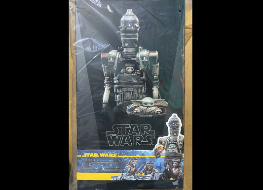 Ready! Hot Toys TMS105 Star Wars: The Mandalorian 1/6 IG-12 With Accessories