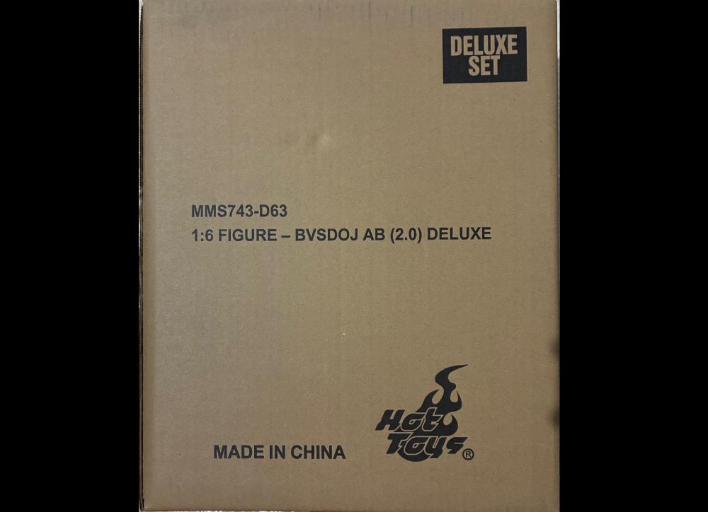 Hot Toys MMS743D63 Batman v Superman: Dawn of Justice 1/6 Armored Batman Deluxe