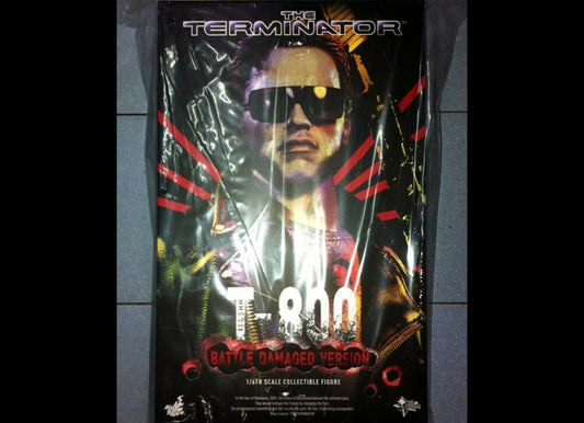 Hot Toys MMS238 THE TERMINATOR 1/6 T-800 (BATTLE DAMAGED VERSION) Non-refundable