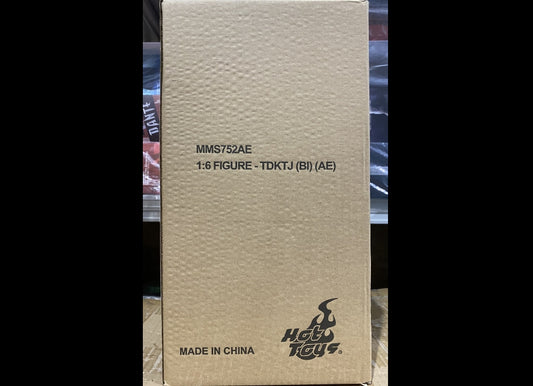 Ready! Hot Toys MMS752AE The Dark Knight 1/6 The Joker (Batman Imposter) Artisan