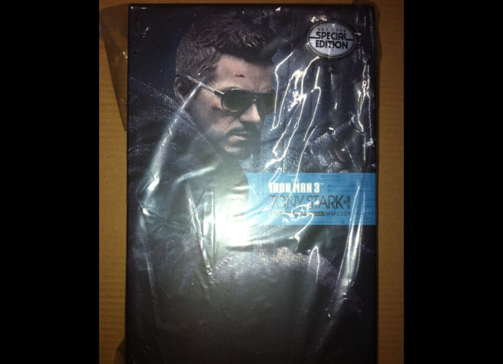 Hot Toys MMS209 IRON MAN 3 1/6 TONY STARK (THE MECHANIC) SPECIAL EDITION