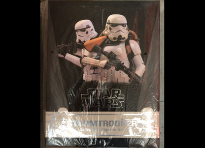 Hot Toys MMS394 ROGUE ONE: A STAR WARS STORY 1/6 STORMTROOPERS Set