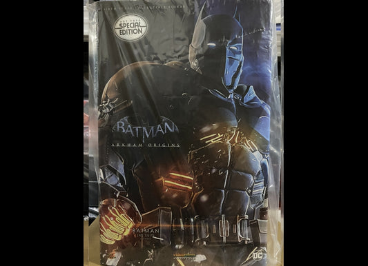 Ready! Hot Toys VGM52B BATMAN: ARKHAM ORIGINS 1/6 BATMAN XE SUIT Special Edition