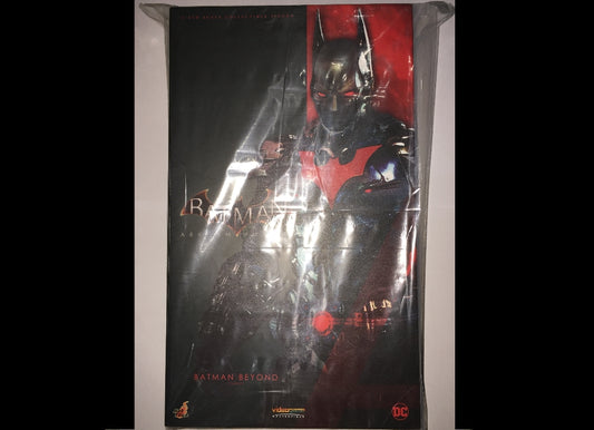 Hot Toys VGM39 BATMAN: ARKHAM KNIGHT 1/6 BATMAN BEYOND