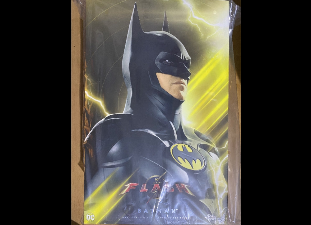 准备好了！Hot Toys MMS712 闪电侠 1/6 蝙蝠侠（2023 年现代战衣）