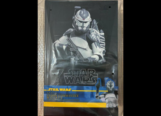 Hot Toys TMS141 Star Wars: The Clone Wars 1/6 Clone Commander Wolffe