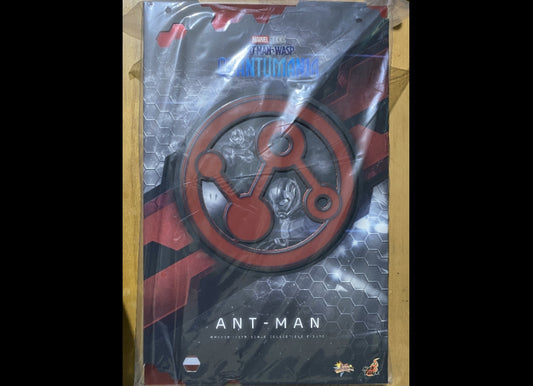 Ready! Hot Toys MMS690 ANT-MAN AND THE WASP: QUANTUMANIA 1/6 ANT-MAN