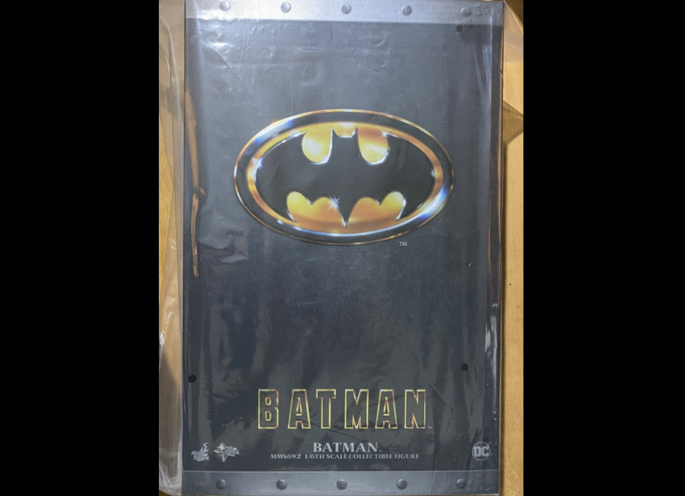 Ready! Hot Toys MMS692 BATMAN (1989) 1/6 BATMAN