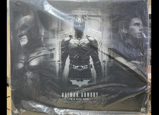 Ready Hot Toys MMS702 The Dark Knight Rises 1/6 Batman Armory with Bruce Wayne